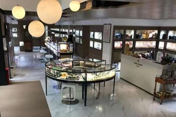 西区寄卖奢侈品店